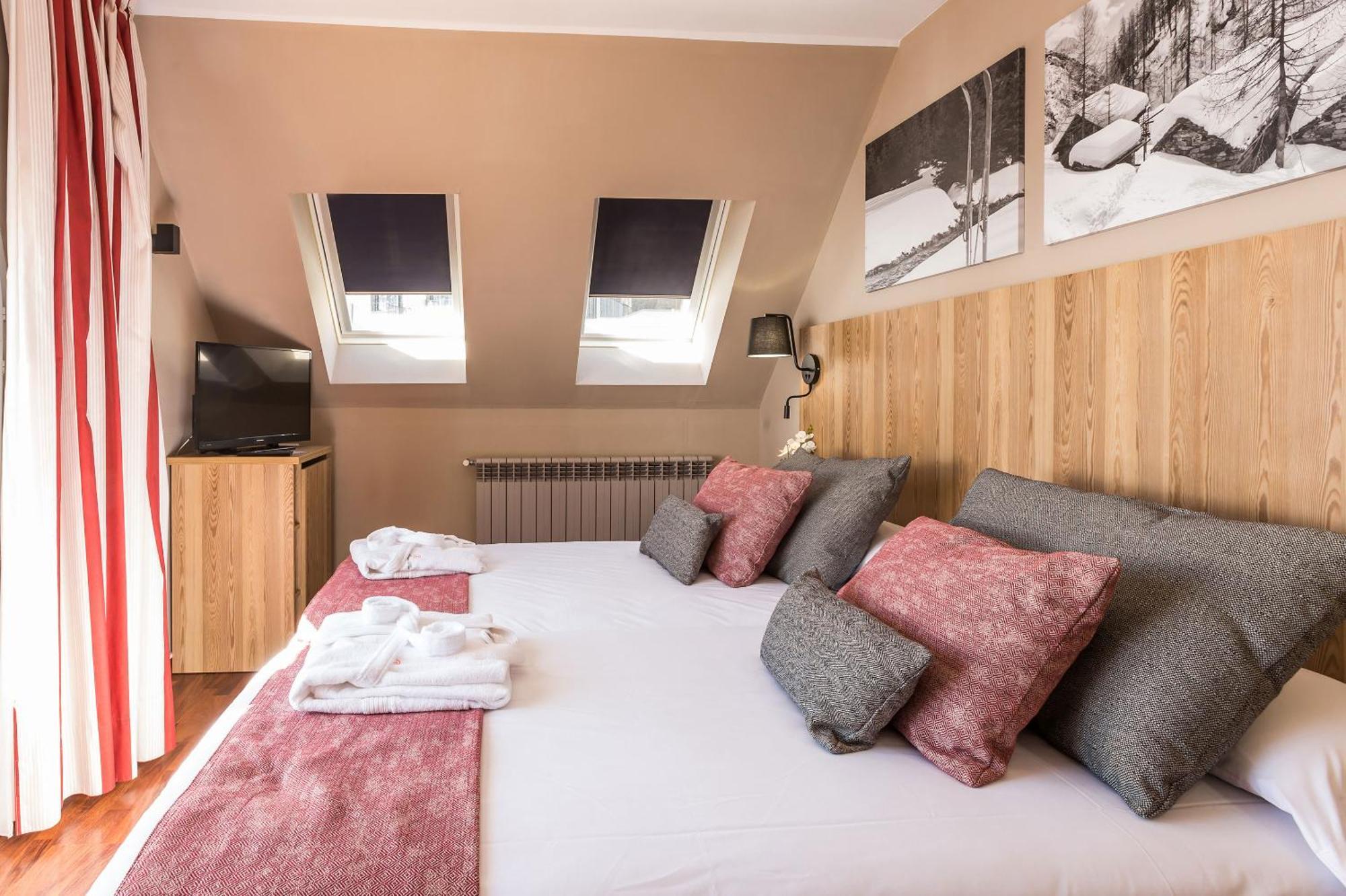 Hotel Grand Pas Pas De La Casa Εξωτερικό φωτογραφία